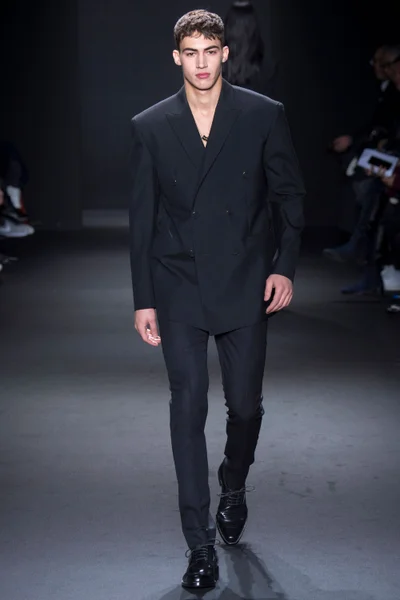 Look 20